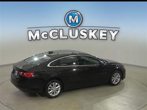 Mosaic Black Metallic 2025 Chevrolet Malibu FWD 1LT