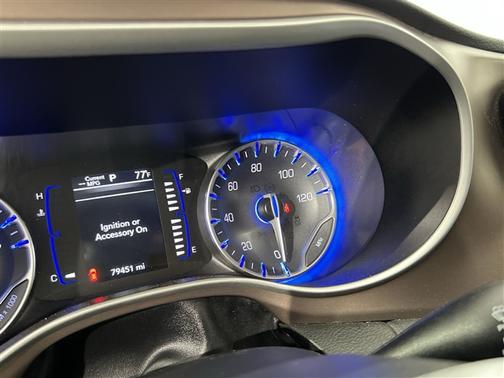 2023 Chrysler Voyager LX