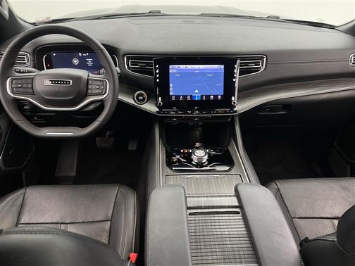 2024 Jeep Wagoneer L Series II 4x4