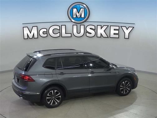 Platinum Gray Metallic 2024 Volkswagen Tiguan 2.0T S