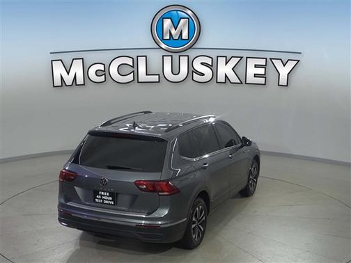 Platinum Gray Metallic 2024 Volkswagen Tiguan 2.0T S