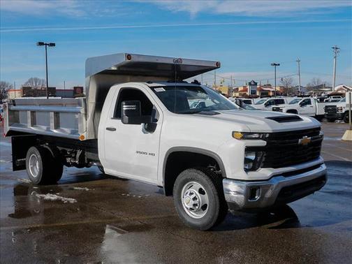 2025 Chevrolet Silverado 3500 WT