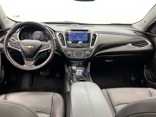 Mosaic Black Metallic 2023 Chevrolet Malibu FWD 2LT