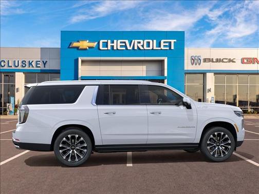 Polar White Tricoat 2026 Chevrolet Suburban High Country, 4WD