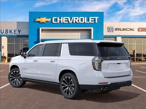 Polar White Tricoat 2026 Chevrolet Suburban High Country, 4WD