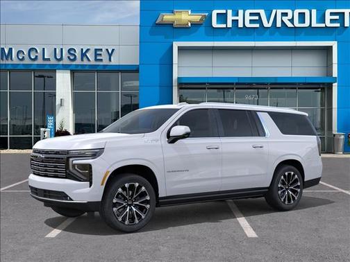 Polar White Tricoat 2026 Chevrolet Suburban High Country, 4WD