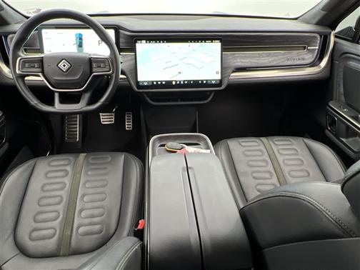 2022 Rivian R1T Adventure