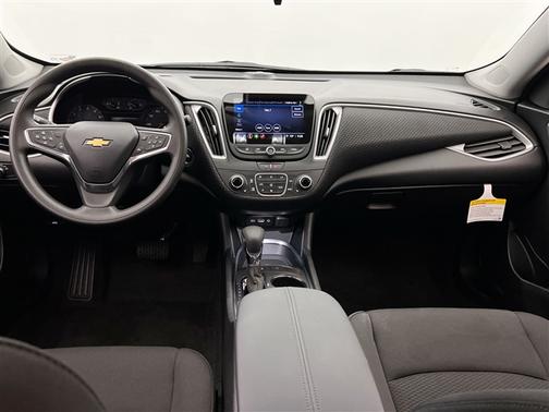 Night Shade Metallic 2025 Chevrolet Malibu FWD 1LT