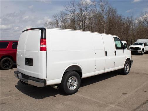 Summit White 2026 Chevrolet Express 2500 2500 Extended Wheelbase, WT, RWD