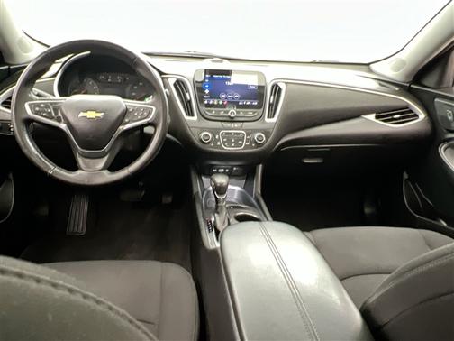 Dark Ash Metallic 2022 Chevrolet Malibu FWD LT