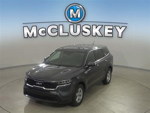 Gravity Grey 2022 Kia Sorento LX