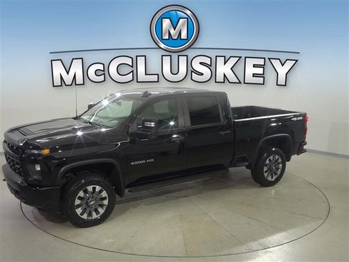 Black 2022 Chevrolet Silverado 2500 Custom