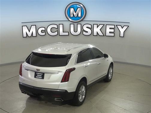 Crystal White Tricoat 2025 Cadillac XT5 Luxury