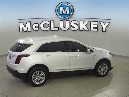 Crystal White Tricoat 2025 Cadillac XT5 Luxury