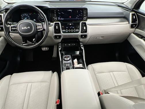 Aurora Black 2022 Kia Sorento Plug-In Hybrid SX Prestige