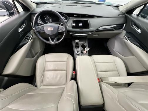 2019 Cadillac XT4 Premium Luxury