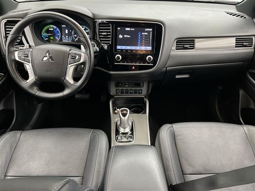 2022 Mitsubishi Outlander PHEV SEL