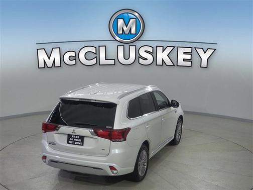 2022 Mitsubishi Outlander PHEV SEL