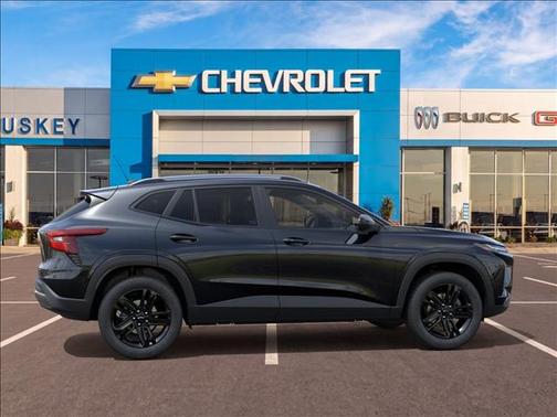 Mosaic Black Metallic 2026 Chevrolet Trax FWD ACTIV
