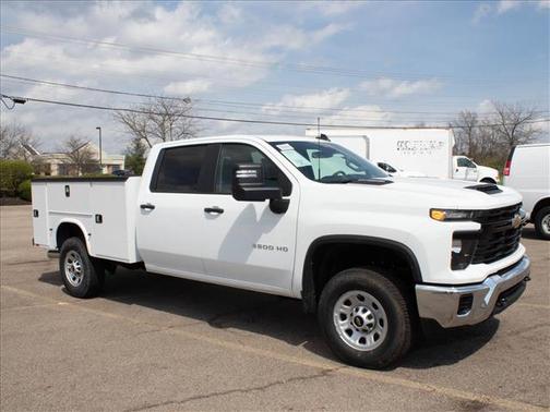 Summit White 2026 Chevrolet Silverado 3500 WT