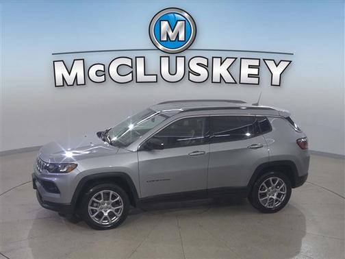 2022 Jeep Compass Latitude Lux