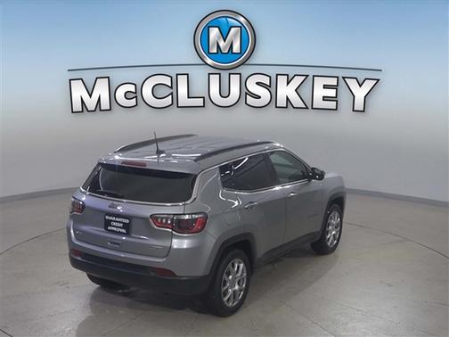 2022 Jeep Compass Latitude Lux