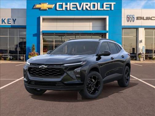Mosaic Black Metallic 2026 Chevrolet Trax LT