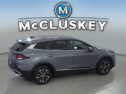 Everlasting Silver 2023 Kia Sportage EX