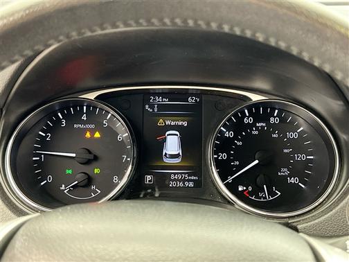 Pearl White 2016 Nissan Rogue SL