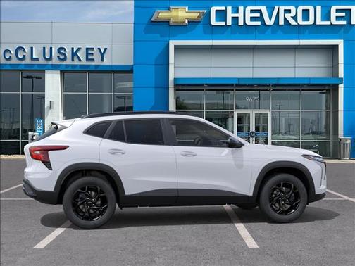 Summit White 2026 Chevrolet Trax LT