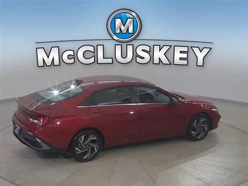 2025 Hyundai ELANTRA SEL