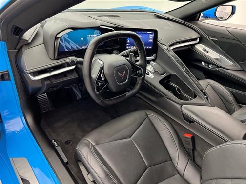 Rapid Blue 2023 Chevrolet Corvette Stingray w/1LT