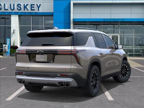Sandstone Gray 2026 Chevrolet Traverse AWD Z71