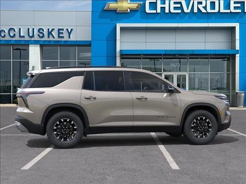 Sandstone Gray 2026 Chevrolet Traverse AWD Z71
