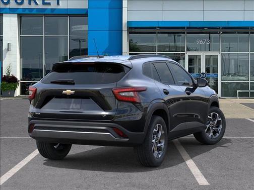 Mosaic Black Metallic 2026 Chevrolet Trax LT