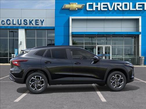 Mosaic Black Metallic 2026 Chevrolet Trax LT