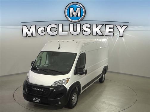 Bright White Clearcoat 2025 RAM ProMaster 2500 Tradesman