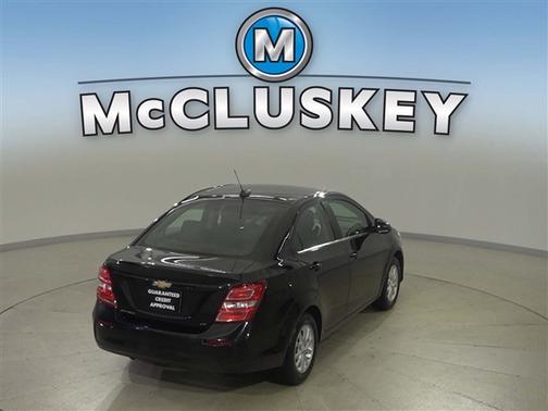 Mosaic Black Metallic 2018 Chevrolet Sonic LT