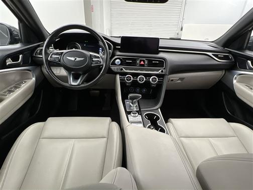 2023 Genesis G70 2.0T AWD