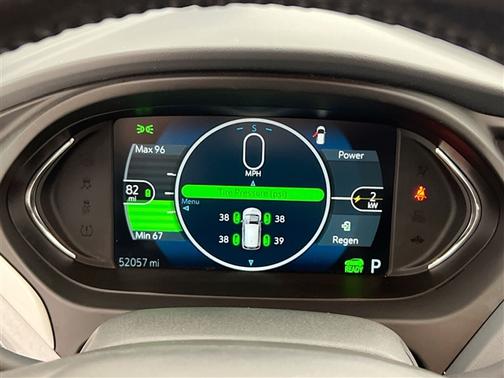 Summit White 2018 Chevrolet Bolt EV Premier