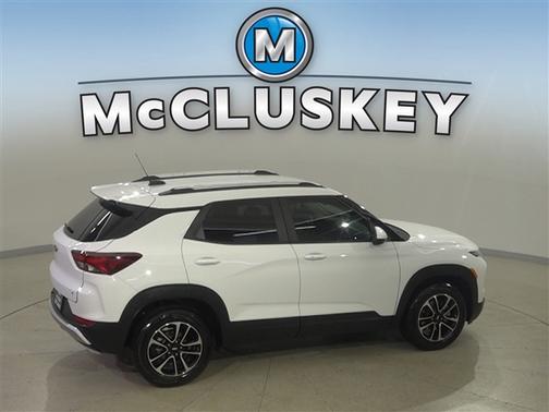 Summit White 2026 Chevrolet Trailblazer LT