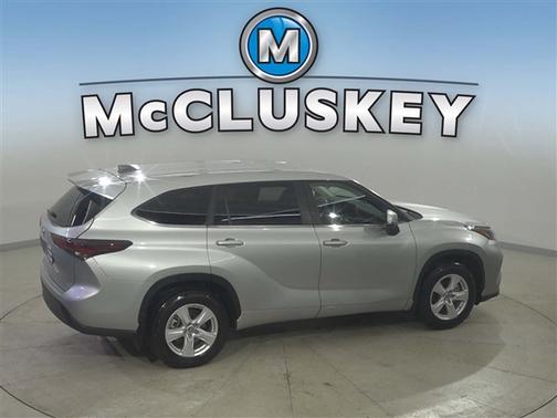 2025 Toyota Highlander LE