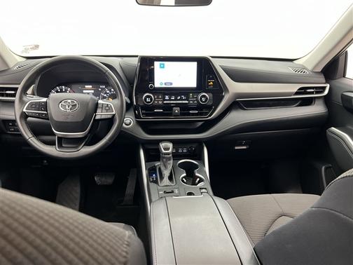 2025 Toyota Highlander LE