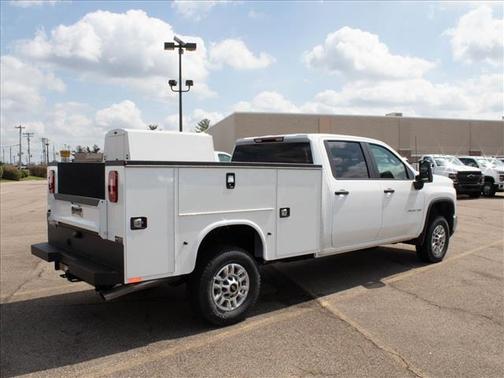 Summit White 2026 Chevrolet Silverado 2500 WT