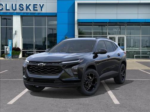 Mosaic Black Metallic 2026 Chevrolet Trax LT