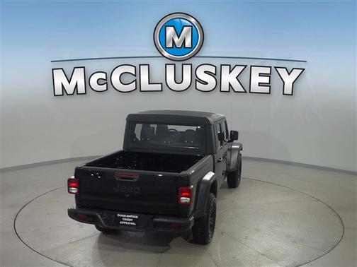 2023 Jeep Gladiator Sport