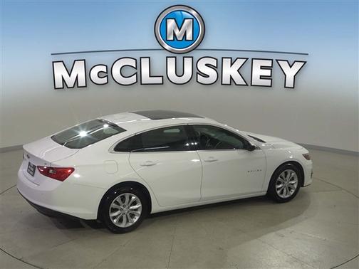 Summit White 2024 Chevrolet Malibu FWD 1LT