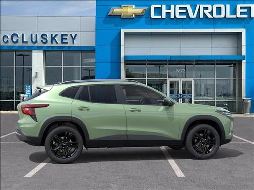 Cacti Green 2026 Chevrolet Trax FWD ACTIV