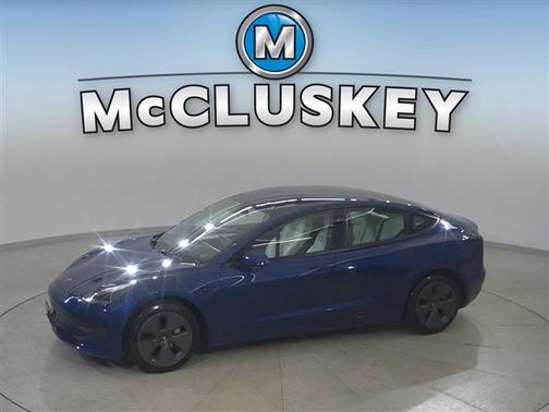 2022 Tesla Model 3 Standard Range