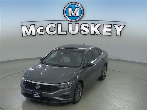 Platinum Gray Metallic 2019 Volkswagen Jetta 1.4T R-Line